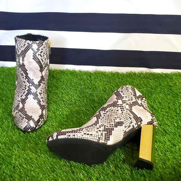 Reptile Print Ankle Boot with Metallic Gold Block HEEL - Picture 3 of 7